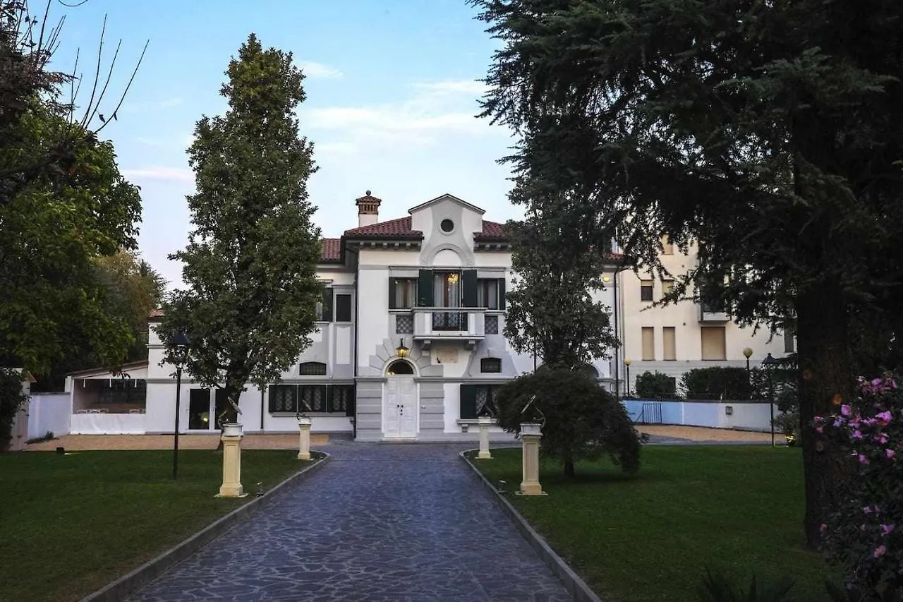 Bed and Breakfast Relais Toti Beb Bed E Breakfast Mogliano Veneto